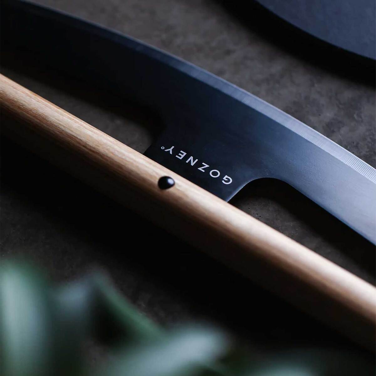 Gozney Pizza Rocker - Black 4 Gozney Pizza Rocker - Black