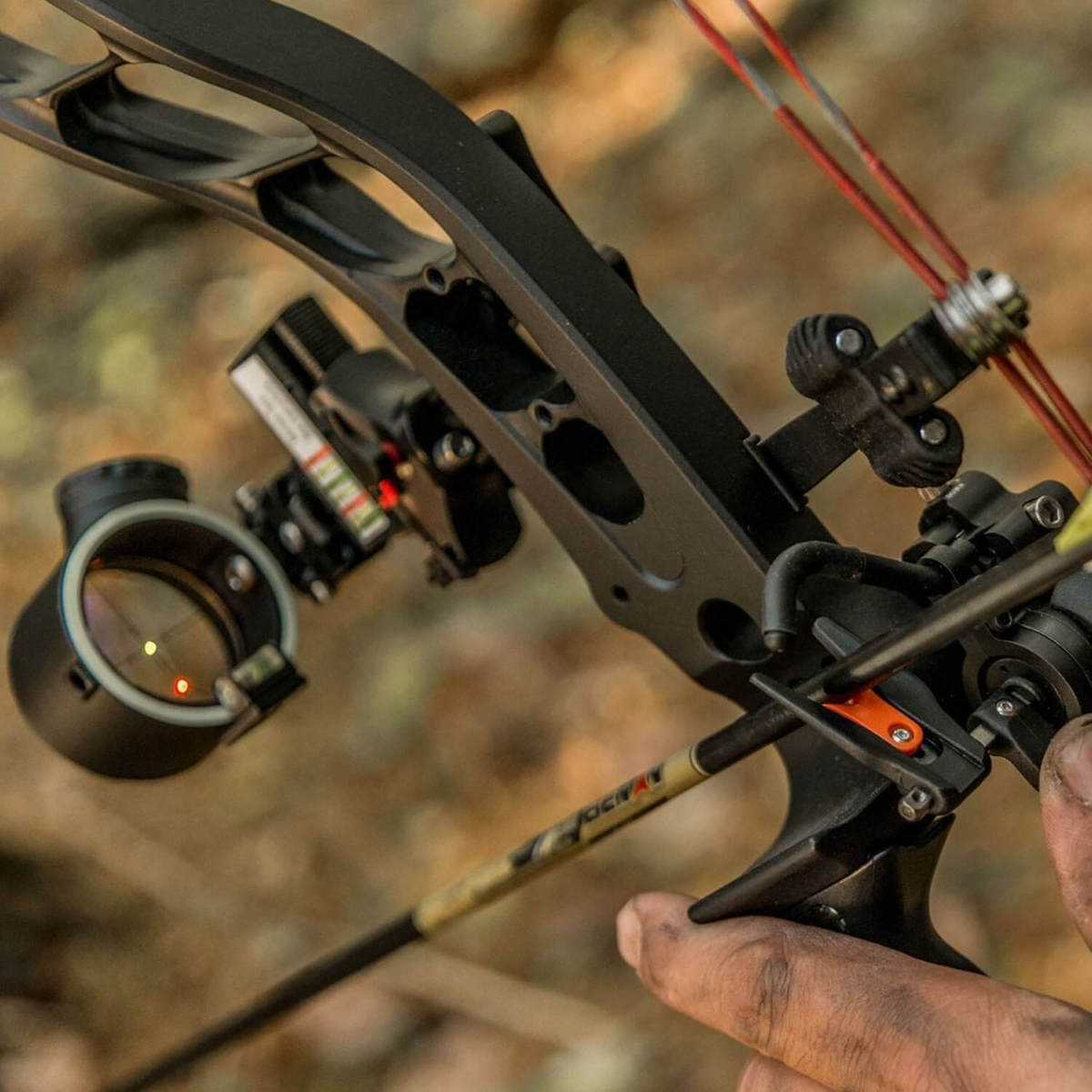 Apex Gear Covert Pro 2-Pin Double Dot (Green & Red LED) Bow Sight - Black 6 Apex Gear Covert Pro 2-Pin Double Dot (Green & Red LED) Bow Sight - Black