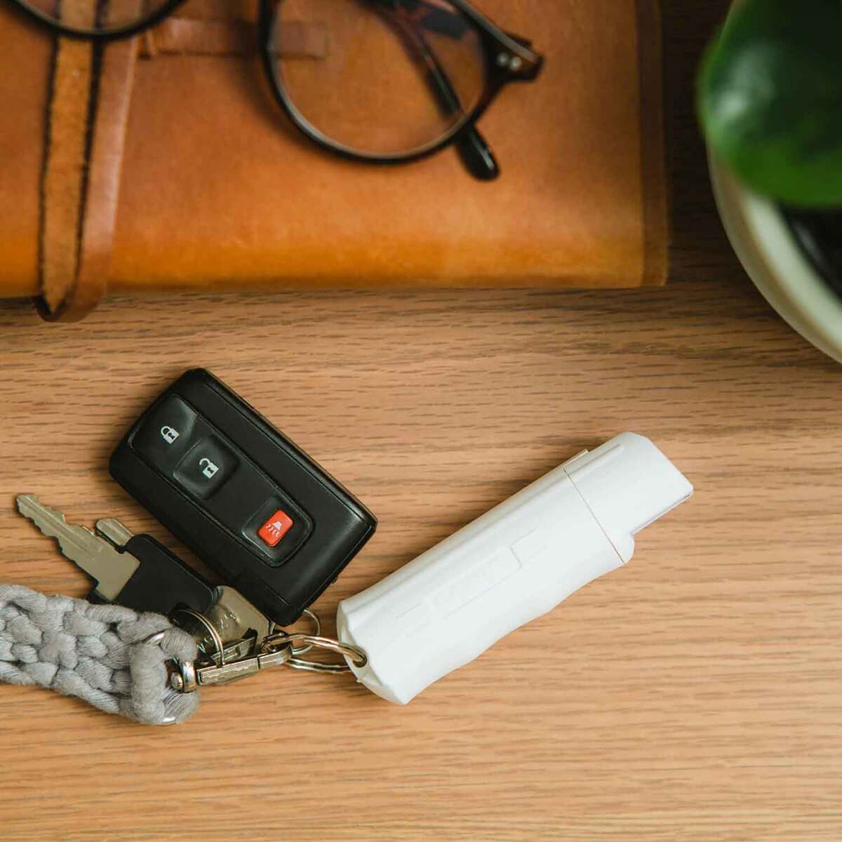 SABRE Glow in the Dark Pepper Spray - 0.54oz 3 SABRE Glow in the Dark Pepper Spray - 0.54oz