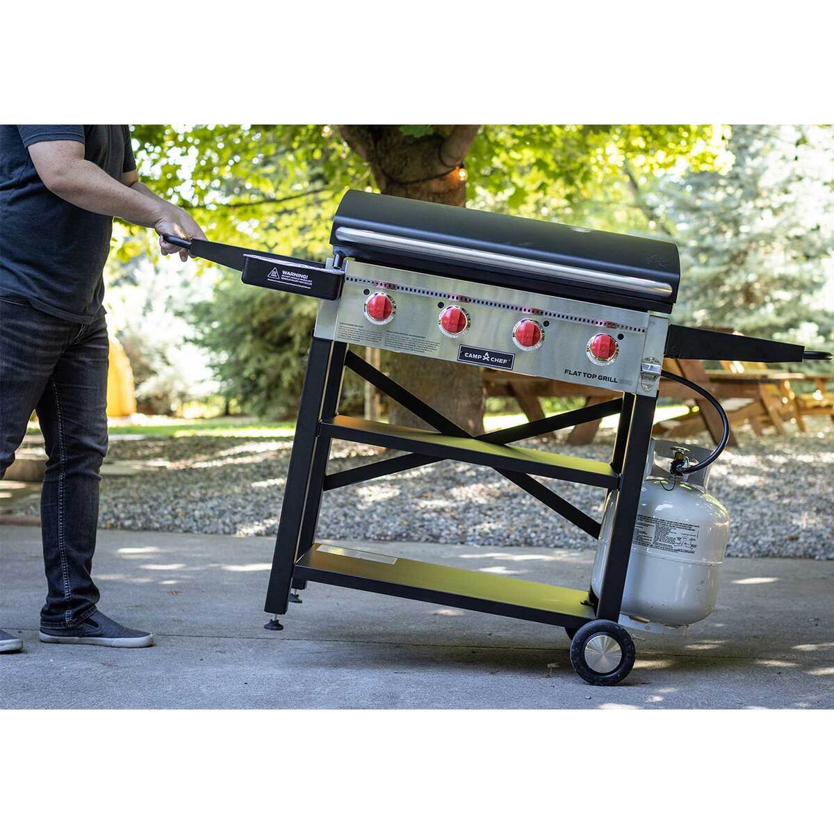 Camp Chef Flat Top 600 Griddle with Lid 3 Camp Chef Flat Top 600 Griddle with Lid