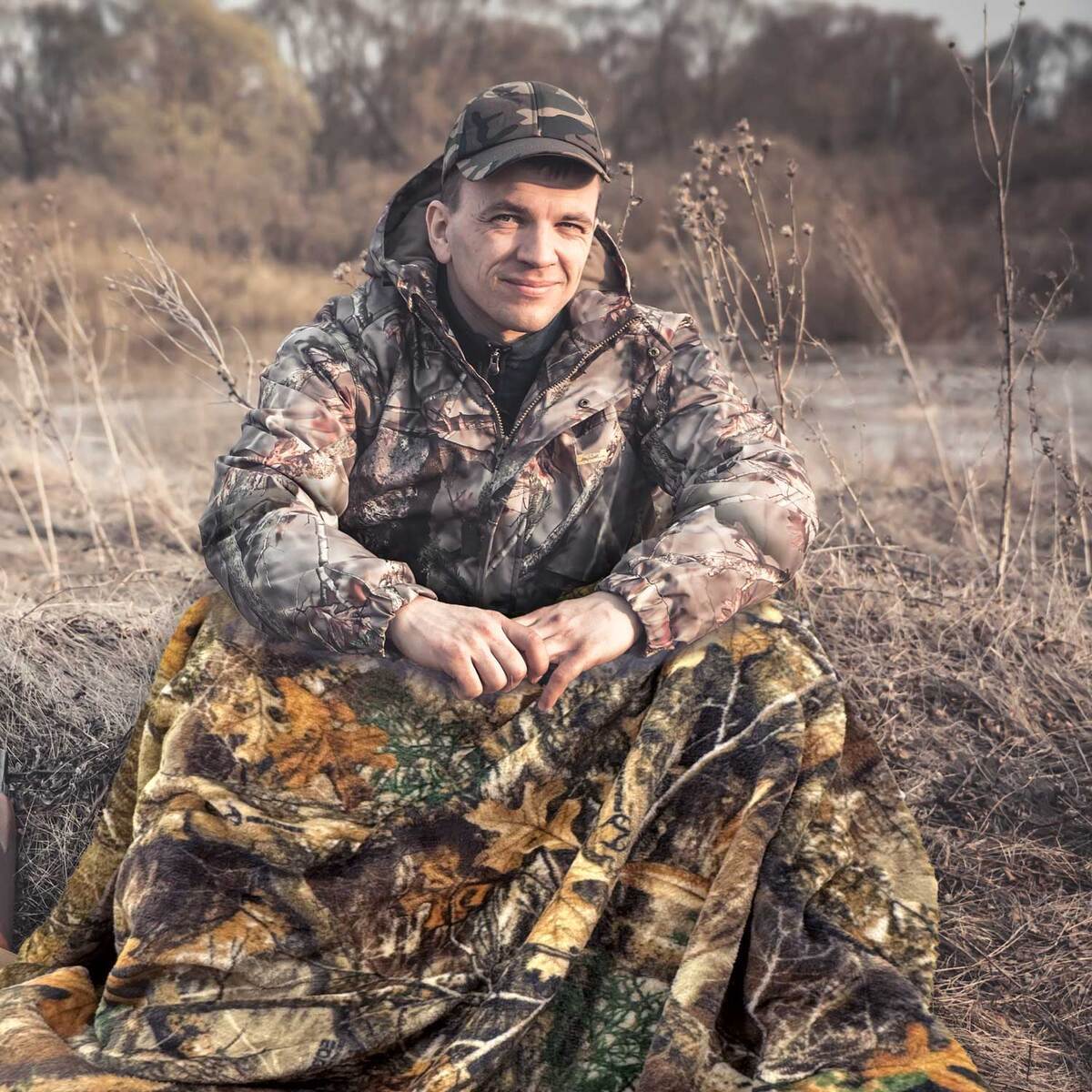Realtree Edge Velvet Throw Blanket - 50in x 60in 3 Realtree Edge Velvet Throw Blanket - 50in x 60in