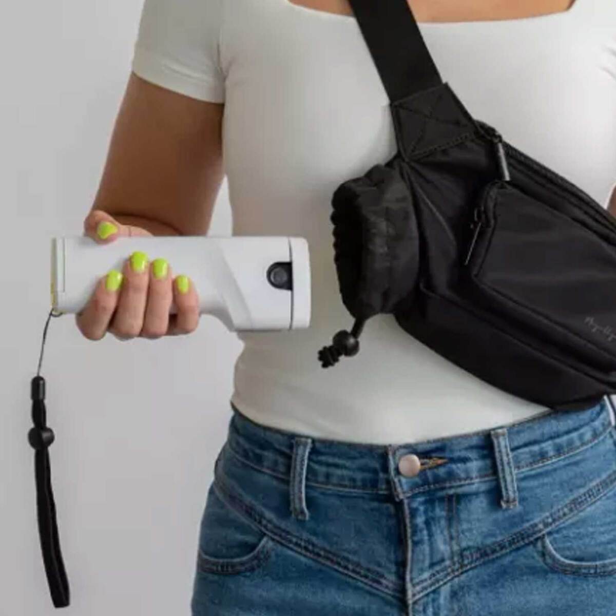 TASER Bolt 2 - White 7 TASER Bolt 2 - White