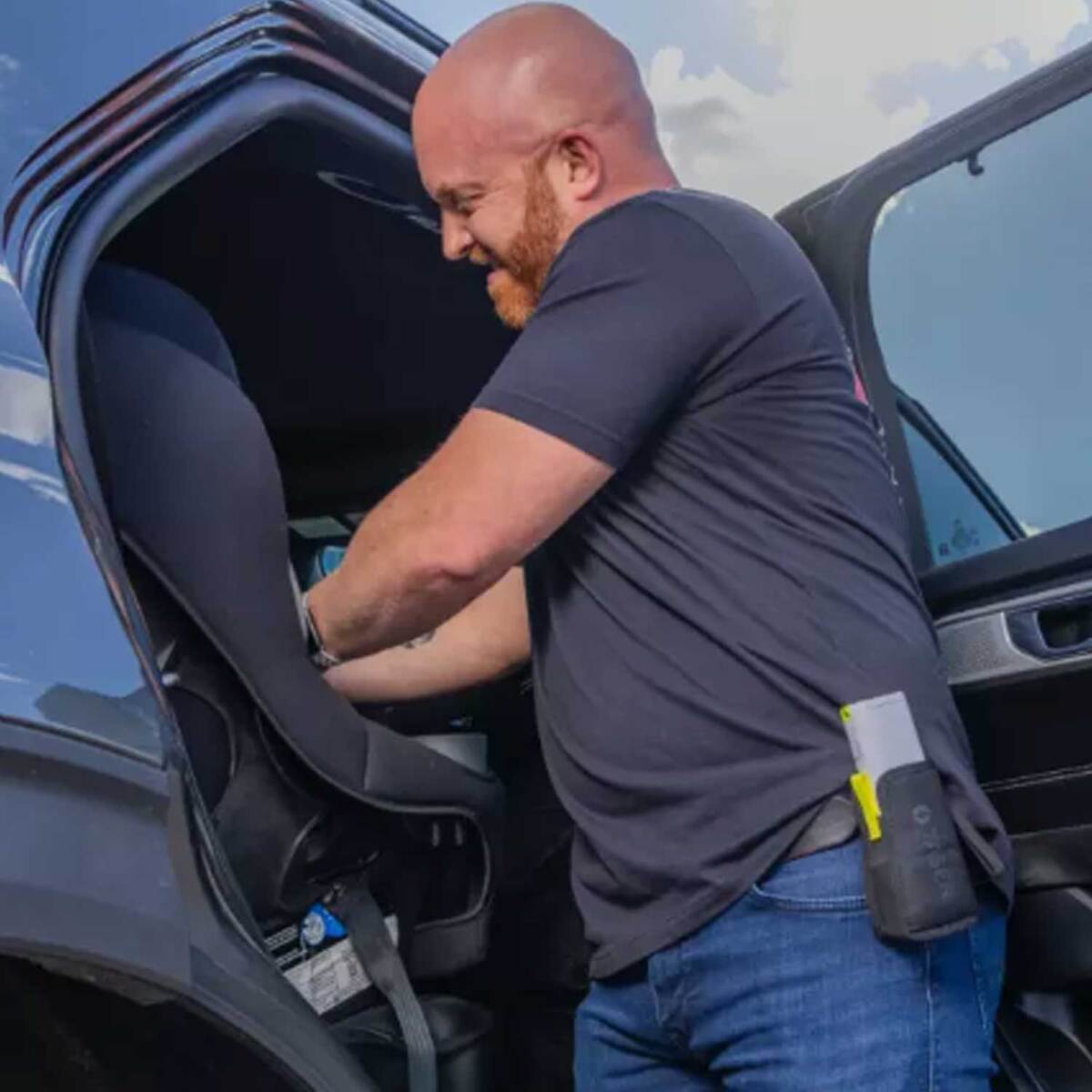 TASER Bolt 2 - White 9 TASER Bolt 2 - White