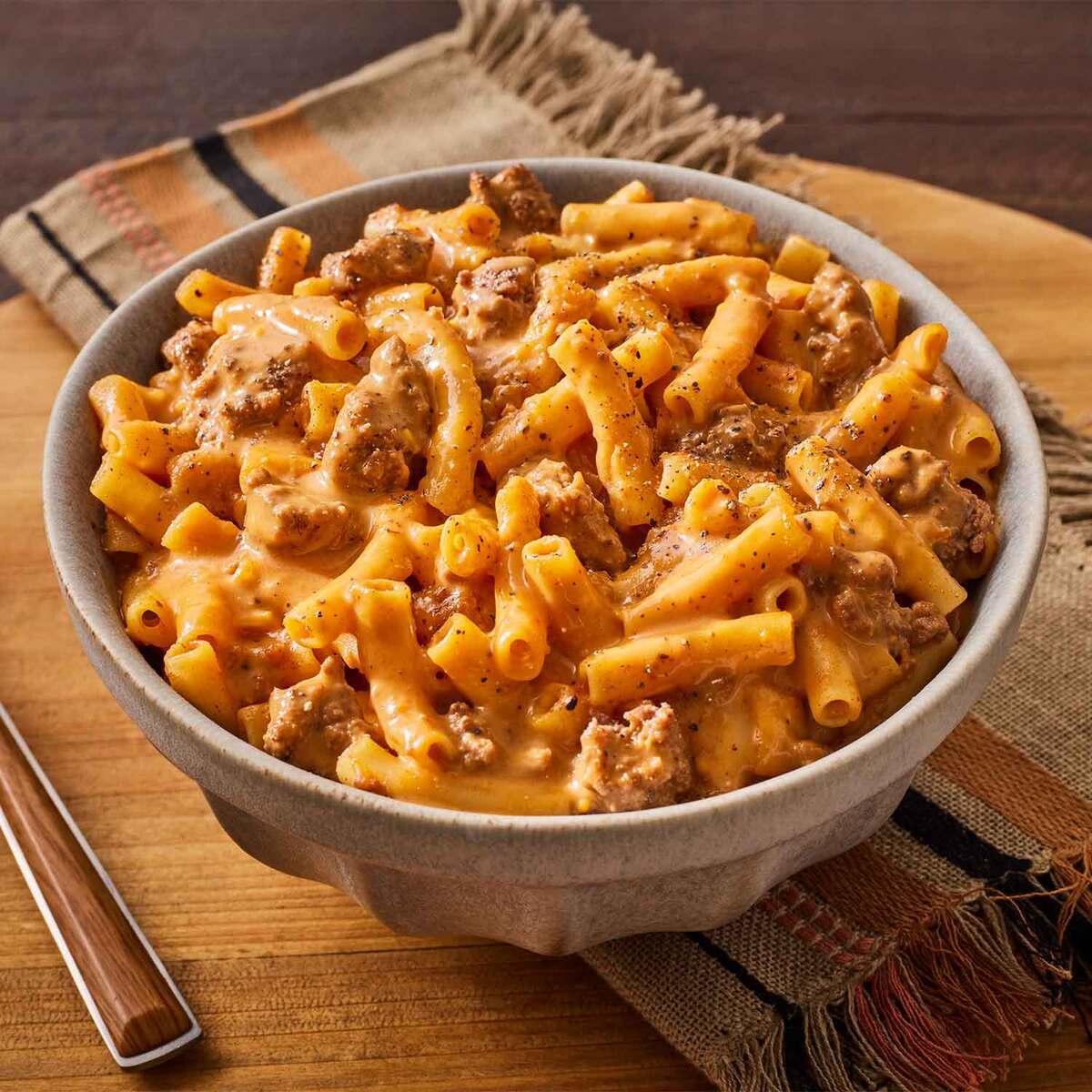 Peak Refuel MeatEater American Buffalo BBQ Mac and Cheese - 2 Servings 4 Peak Refuel MeatEater American Buffalo BBQ Mac and Cheese - 2 Servings