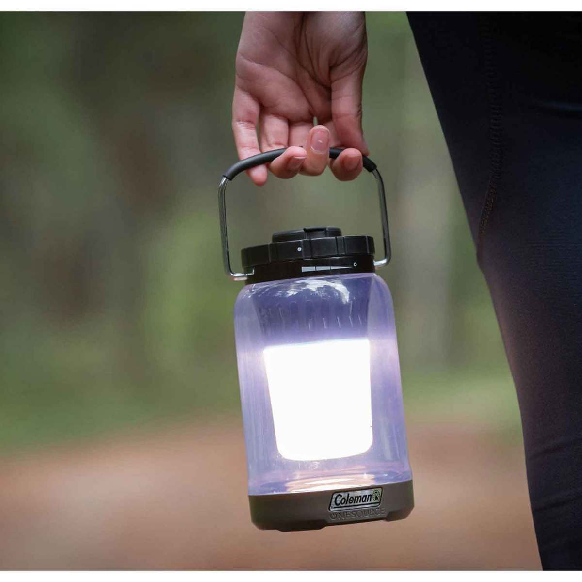 Coleman OneSource 600 Lumen LED Electric Lantern & Rechargeable Lithium-Ion Battery 7 Coleman OneSource 600 Lumen LED Electric Lantern & Rechargeable Lithium-Ion Battery