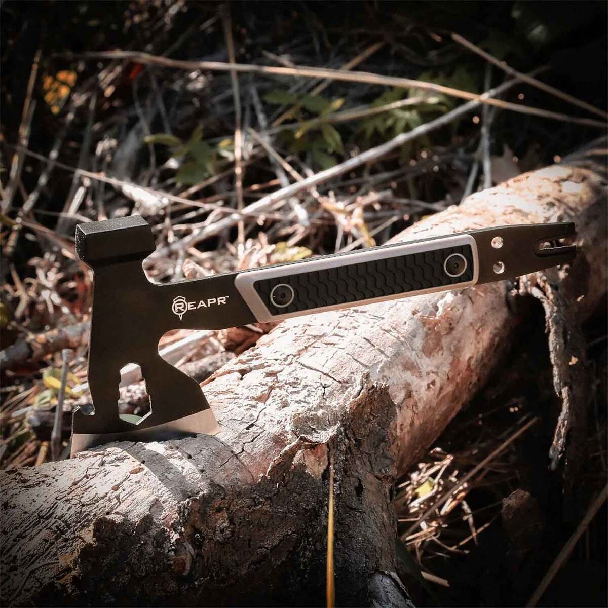 REAPR Vera Camping Multitool Axe 5 REAPR Vera Camping Multitool Axe