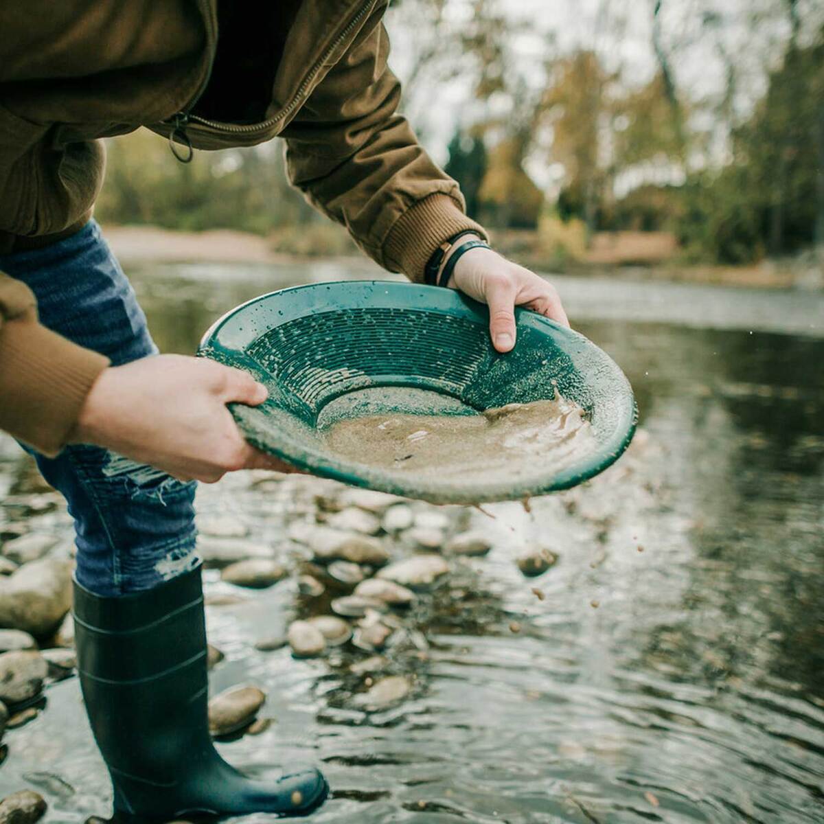 Stansport Deluxe Gold Pan 4 Stansport Deluxe Gold Pan