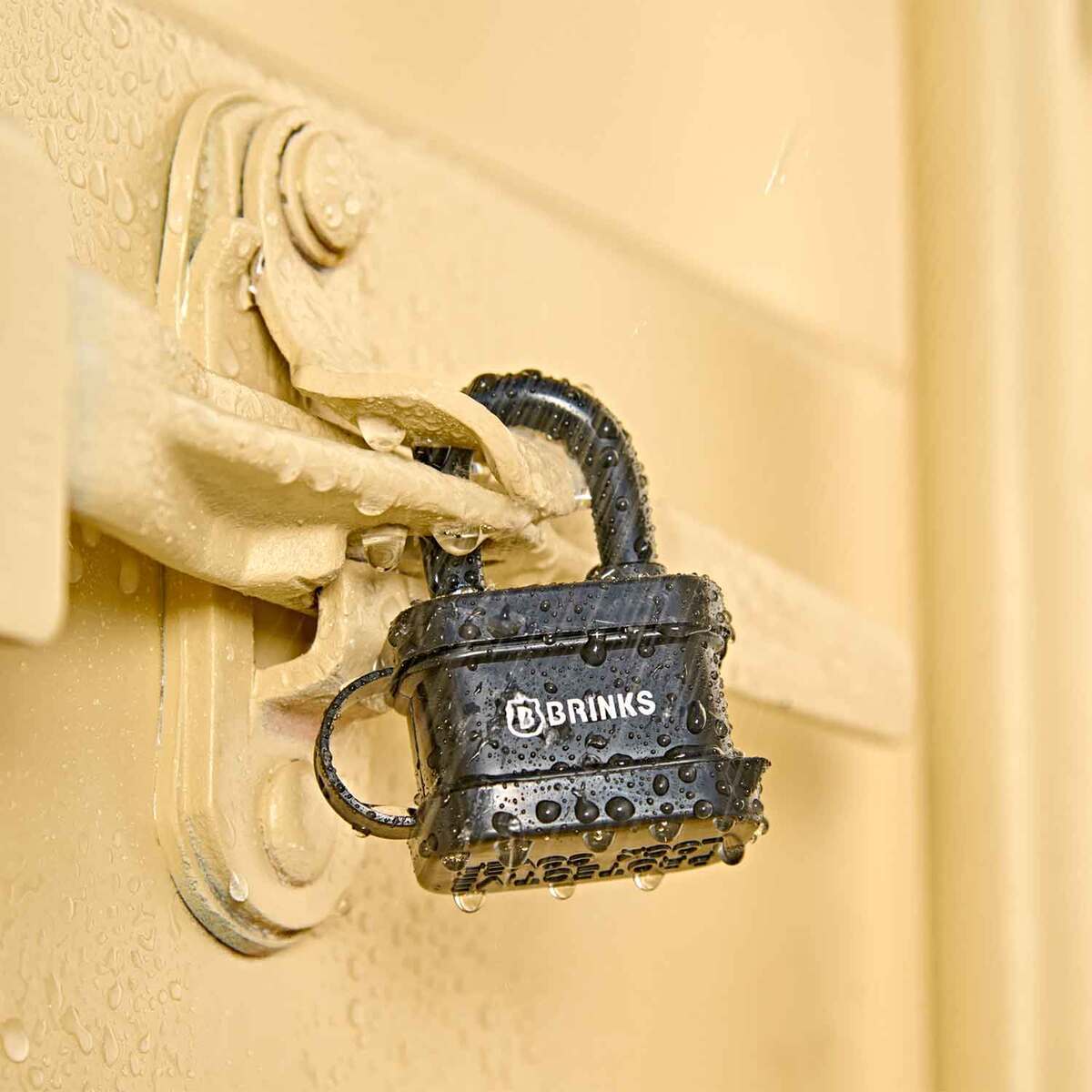 Brinks 40mm Laminated Steel Weather Resistant Padlock - 3 Pack 5 Brinks 40mm Laminated Steel Weather Resistant Padlock - 3 Pack