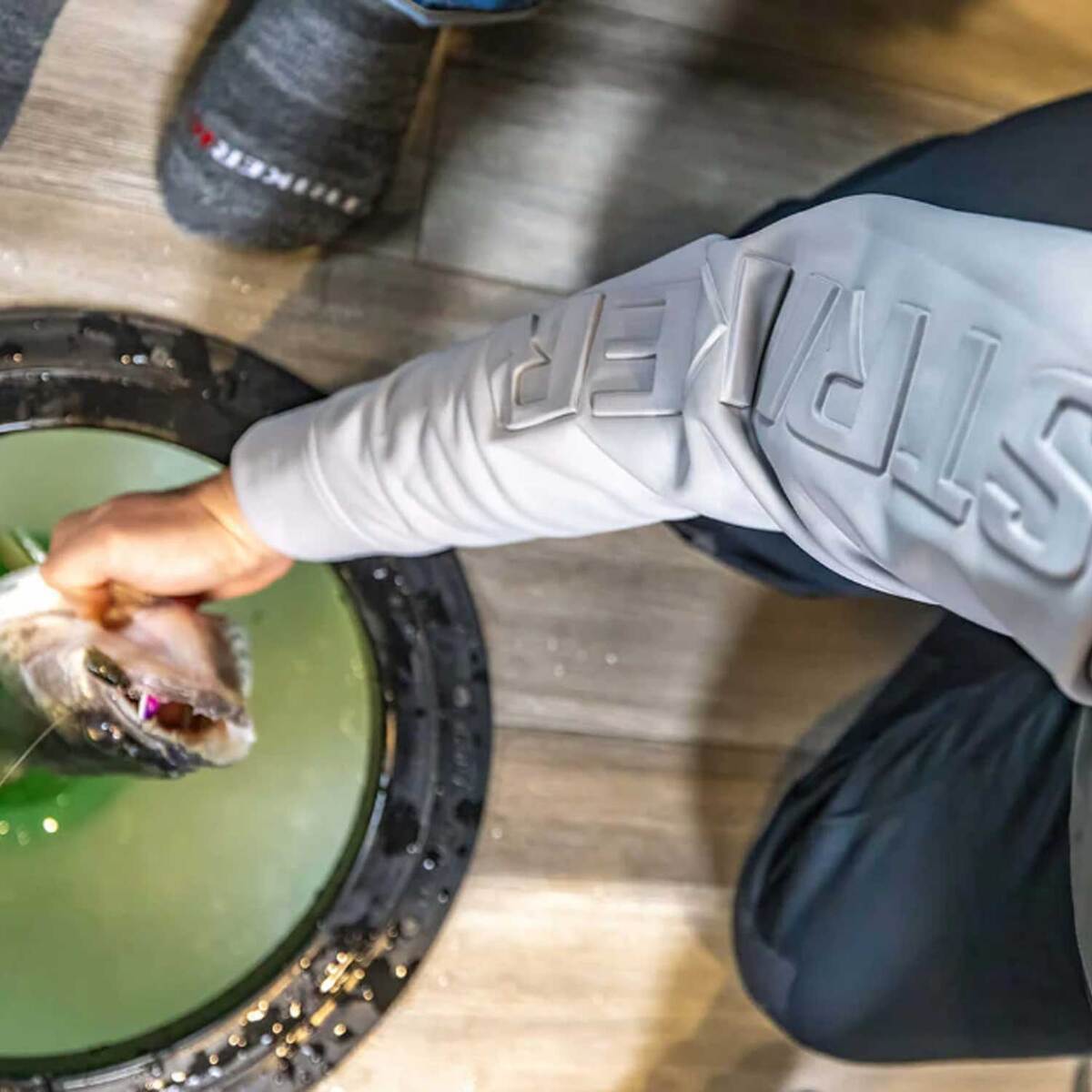 Striker Barricade Men's Fishing Hoodie 5 Striker Barricade Men's Fishing Hoodie