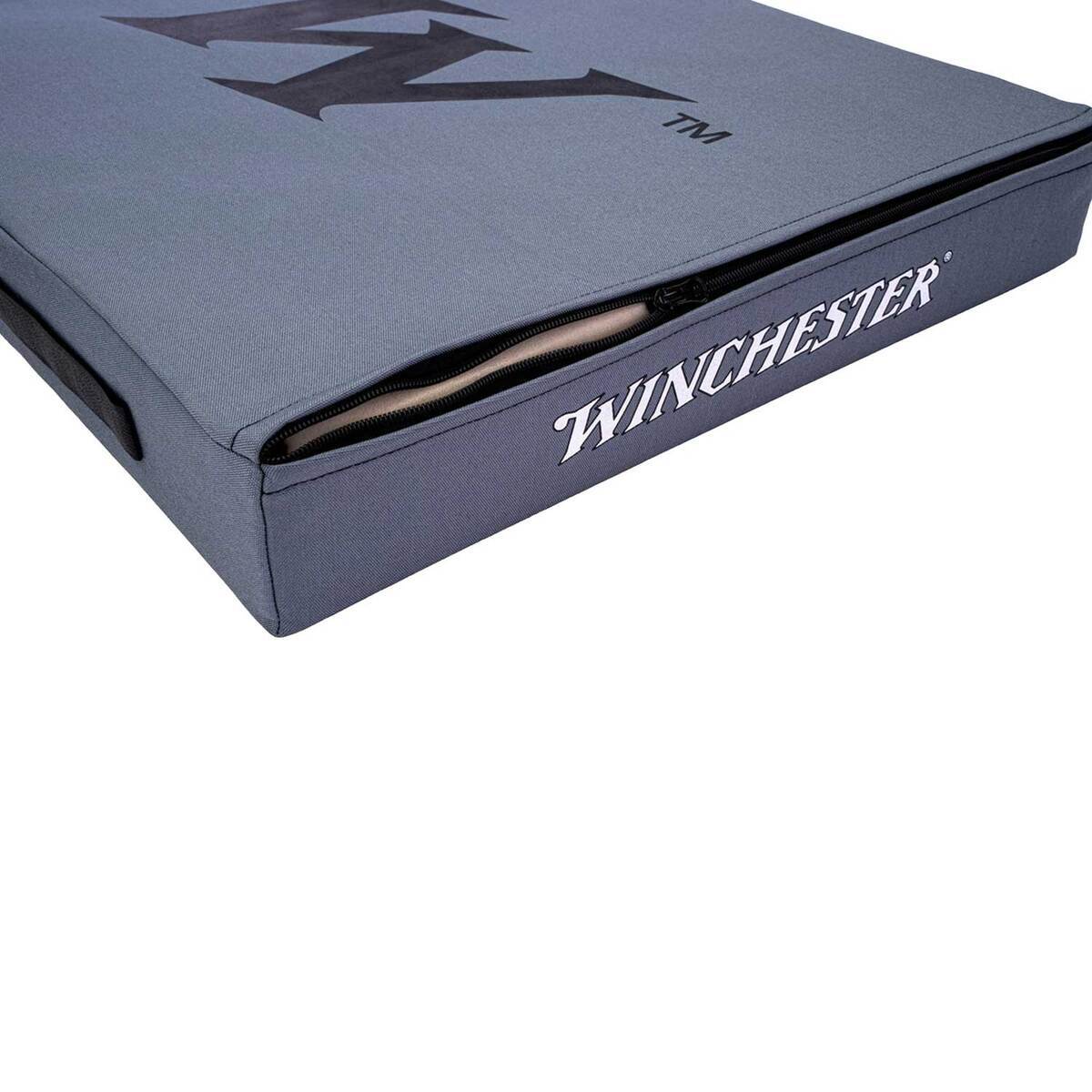 Winchester Water-Resistant Field Dog Pad 3 Winchester Water-Resistant Field Dog Pad