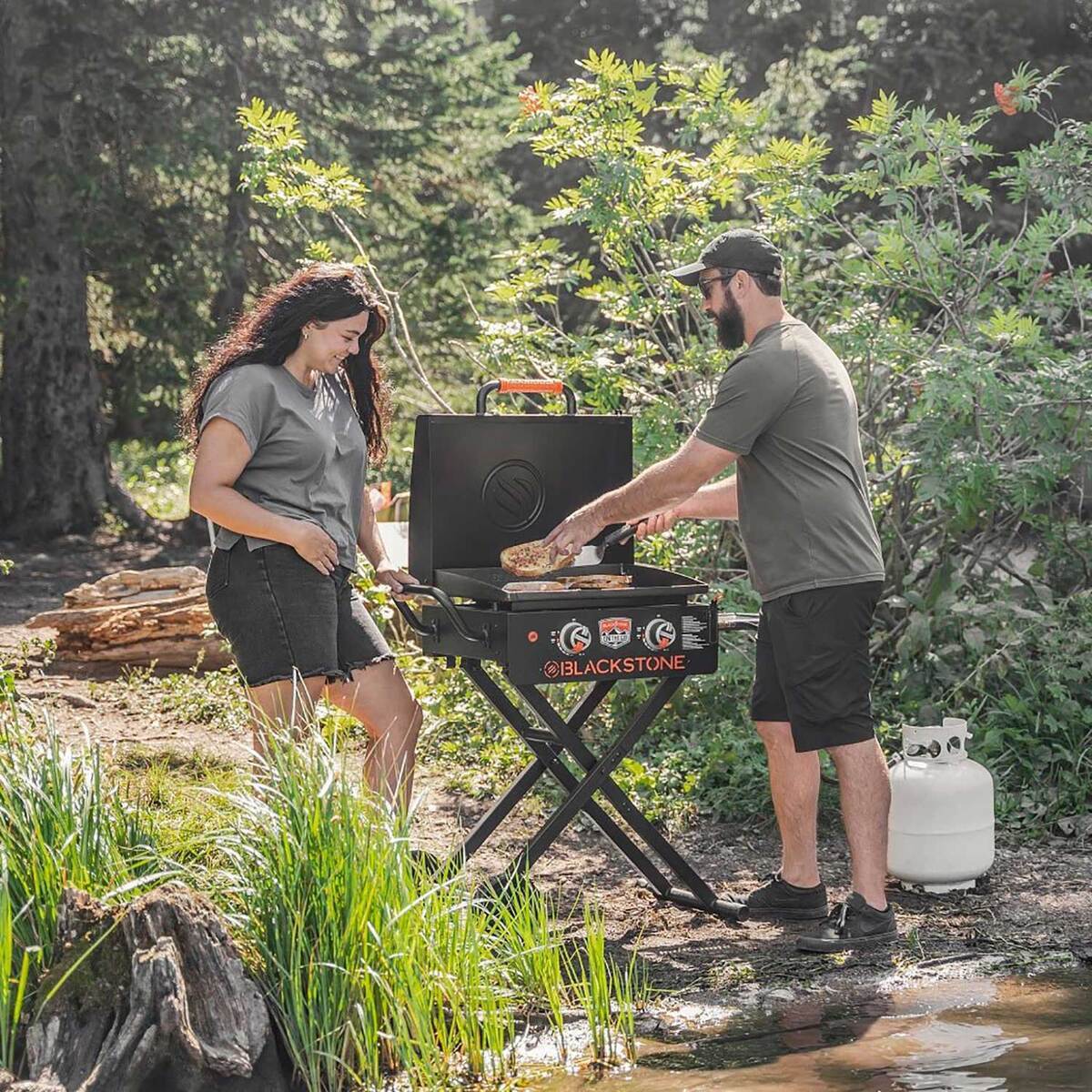 Blackstone 22in On The Go Scissor Leg with Hood 2 Burner Griddle - Black 7 Blackstone 22in On The Go Scissor Leg with Hood 2 Burner Griddle - Black