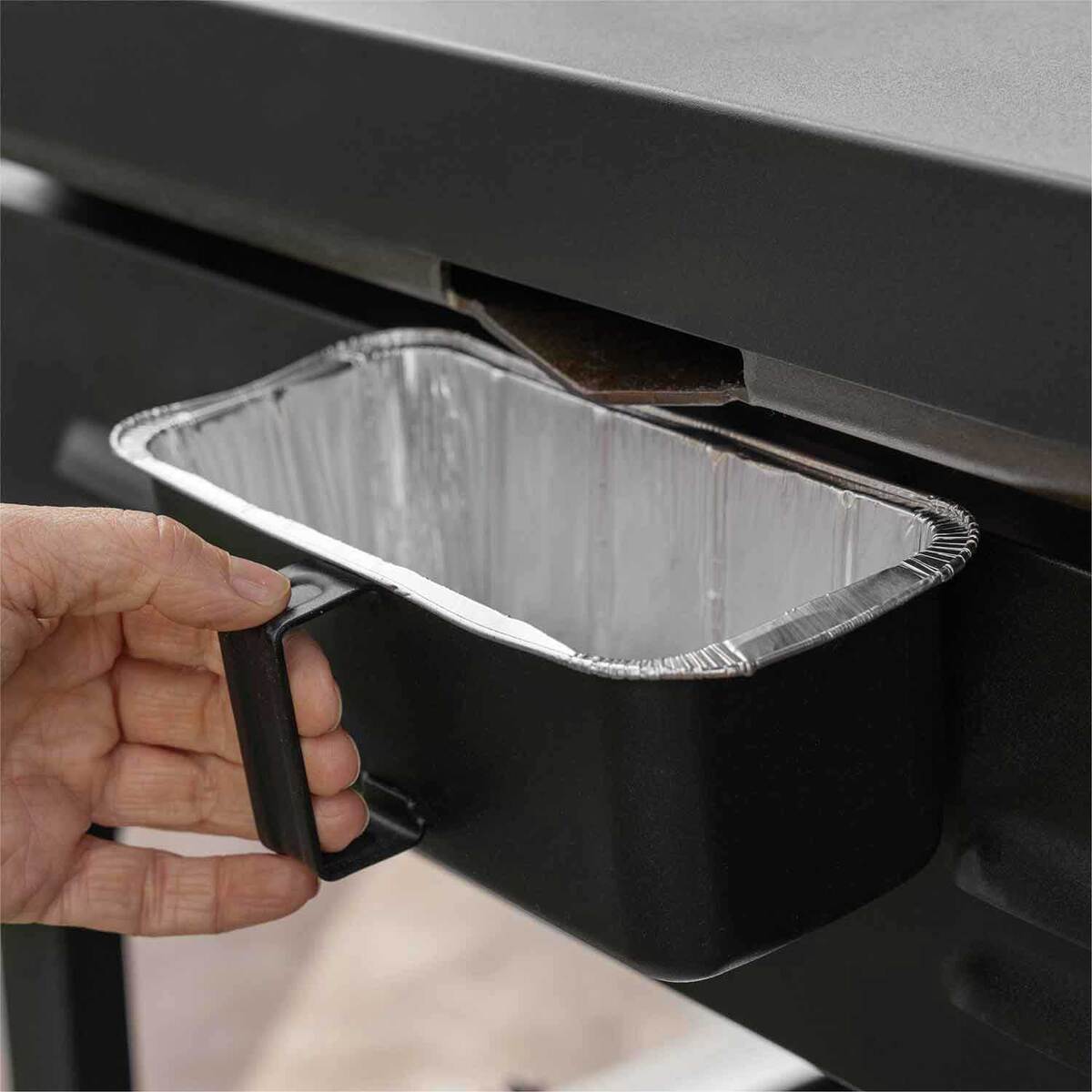 Blackstone 28in Omnivore Griddle Bundle - Black 5 Blackstone 28in Omnivore Griddle Bundle - Black