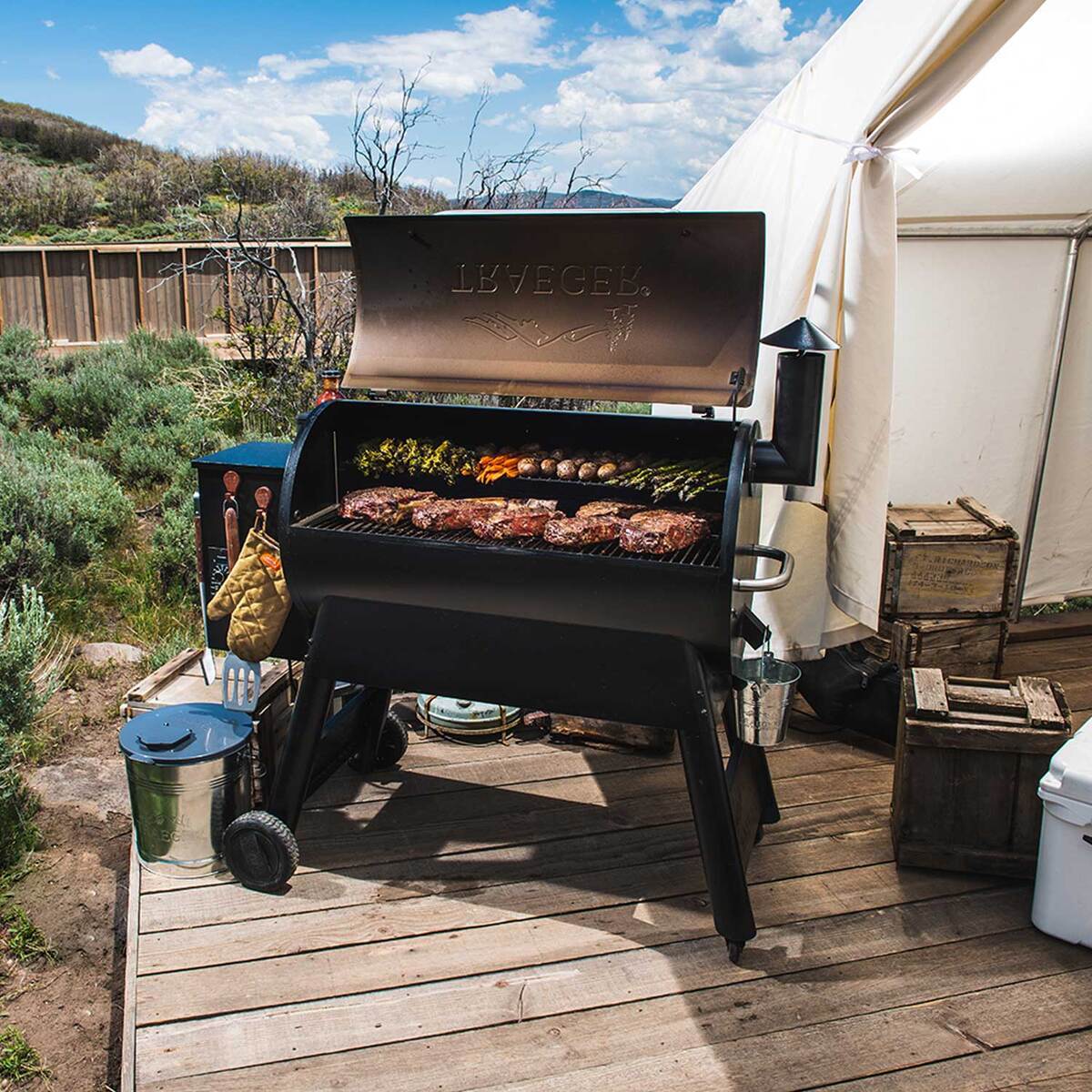 Traeger Pro Series 34 Pellet Grill - Bronze 7 Traeger Pro Series 34 Pellet Grill - Bronze